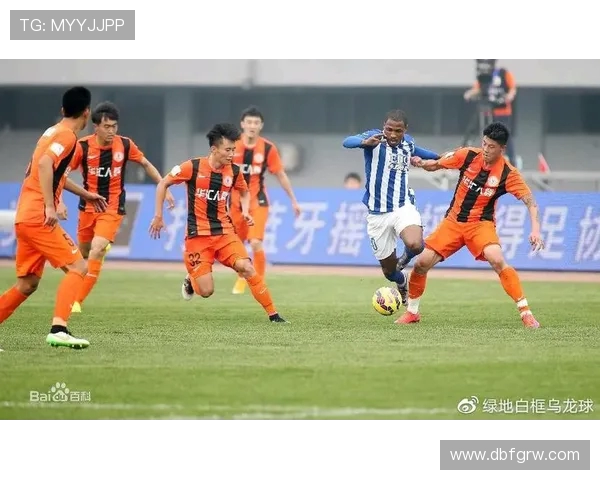 山东鲁能对阵北京人和的中超比赛直播与赛况回顾
