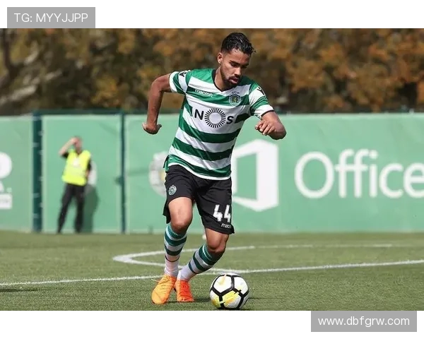 足球比赛中的技术细节与个人表现 足球比赛中的技术细节与个人表现