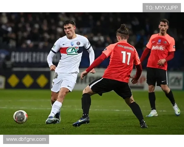 西汉姆联迎战哈萨斯菲尔德 展现强劲实力力争三分